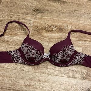 Victoria’s Secret 32A Bra